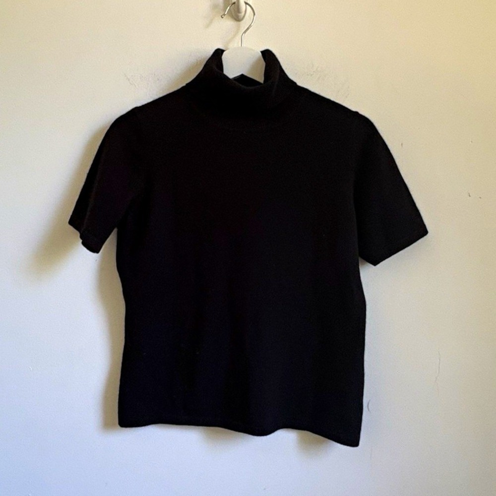 Lagogof Womens Black cashmere Short Sleeve Turtleneck Pullover Sweater sz S prep